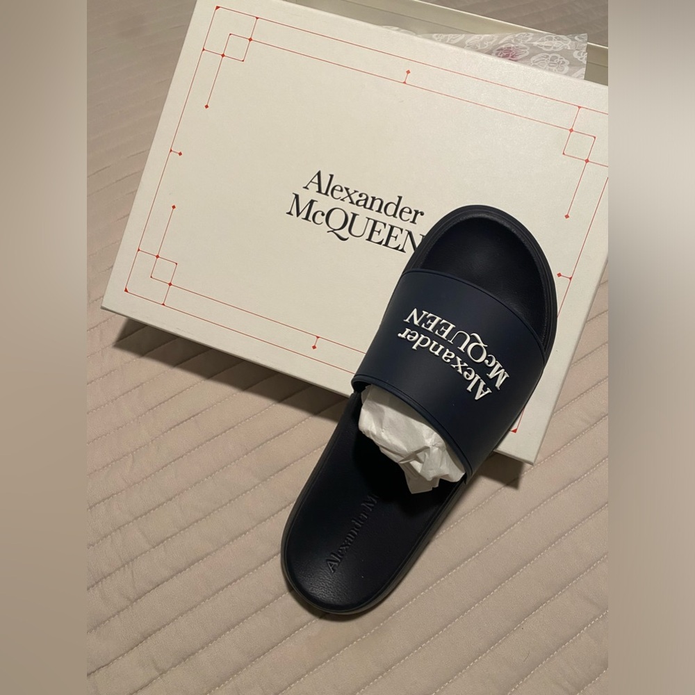 Authentic Alexander Mcqueen Pool Slides - Navy 40 - image 6